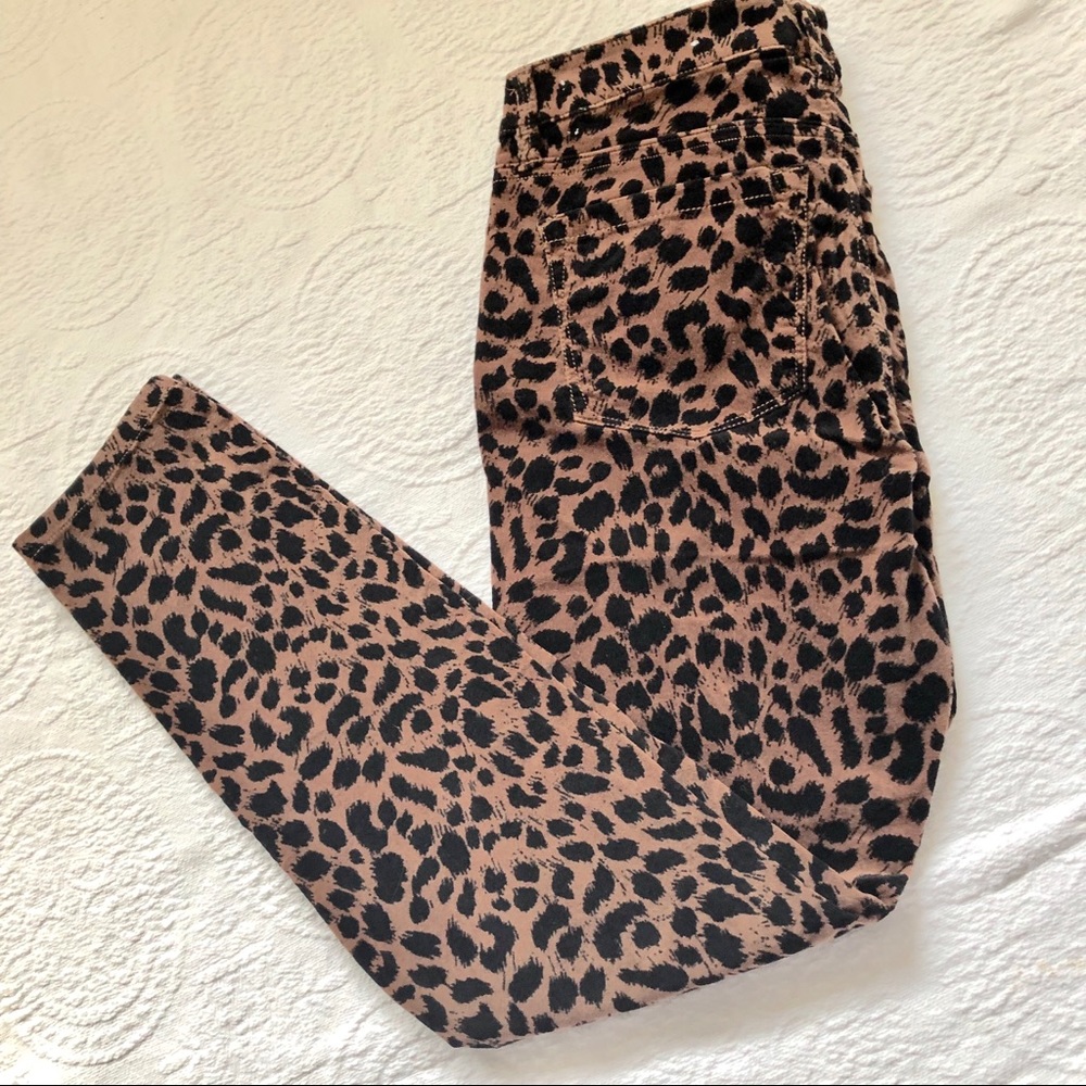 LOFT leopard skinnies 🐆